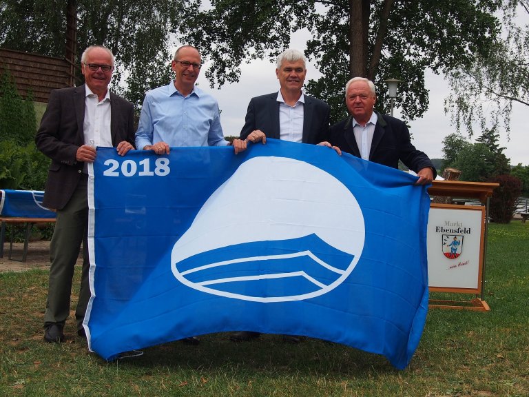 Grossansicht in neuem Fenster: Blaue Flagge 2018, Foto: Landratsamt Lichtenfels, Heidi Bauer